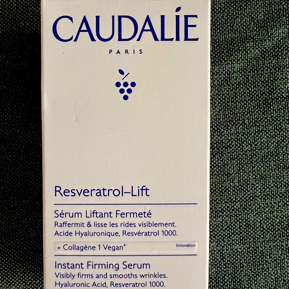Caudalie 1 oz instant firming serum